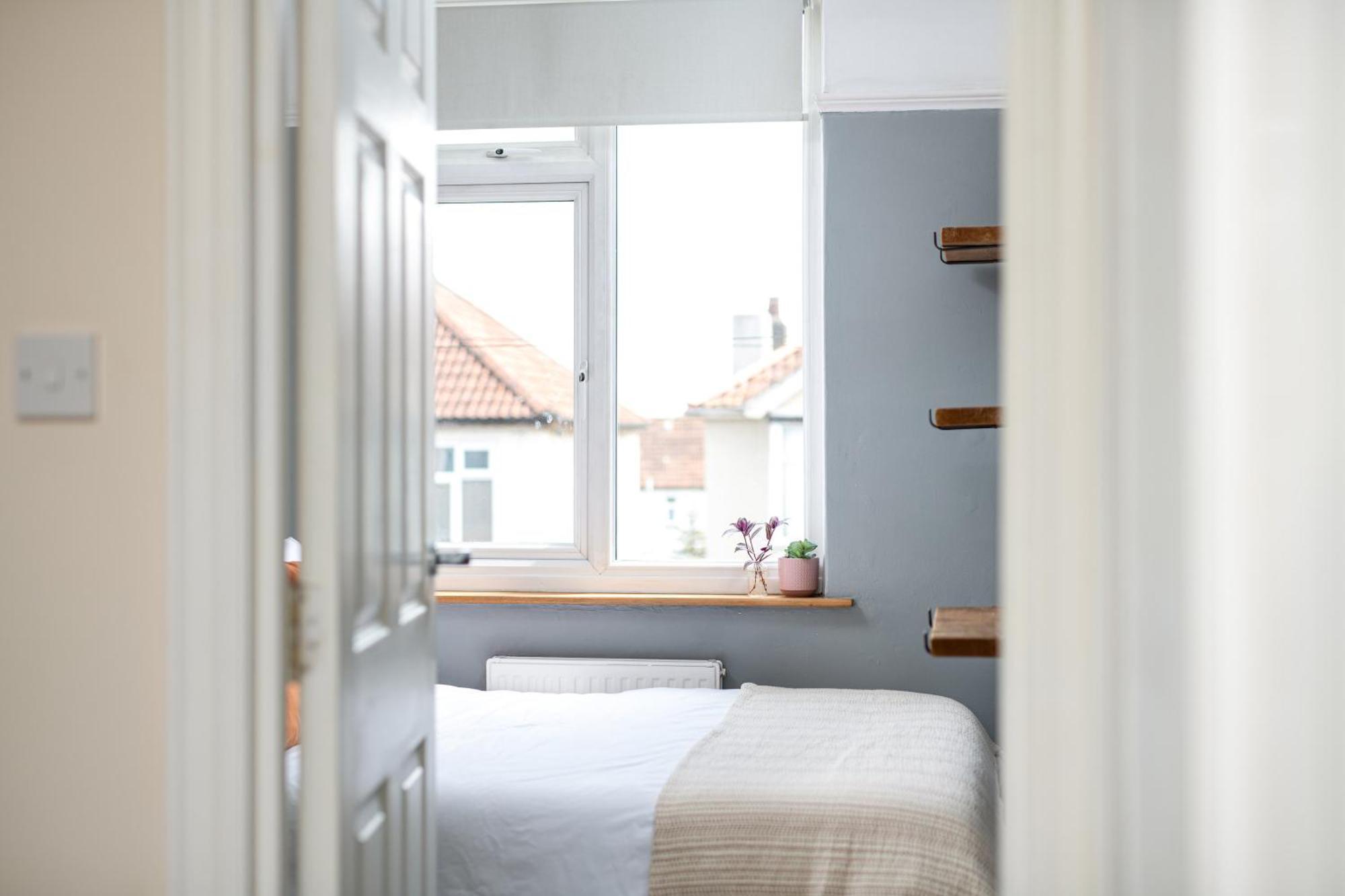 Charming Family With Stoves, Garden & Parking * Bristol