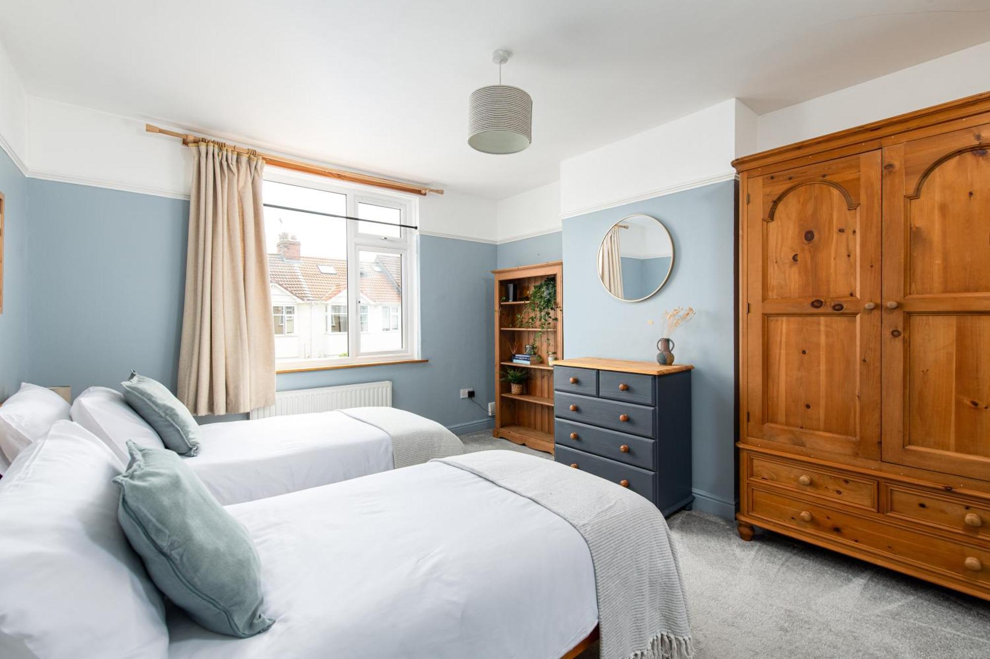 Charming Family With Stoves, Garden & Parking Appartement *